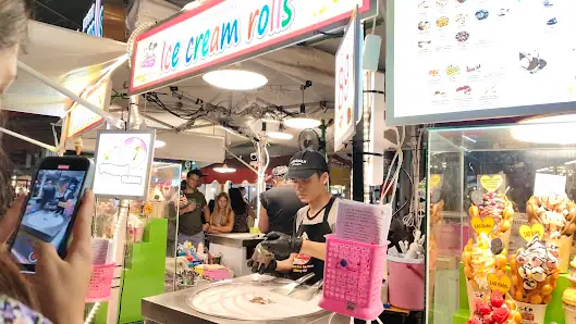 치앙마이 나이트 바자 사진으로 미리 보기 3