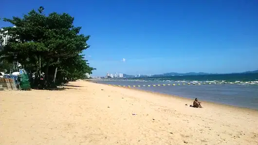 좀티엔 비치