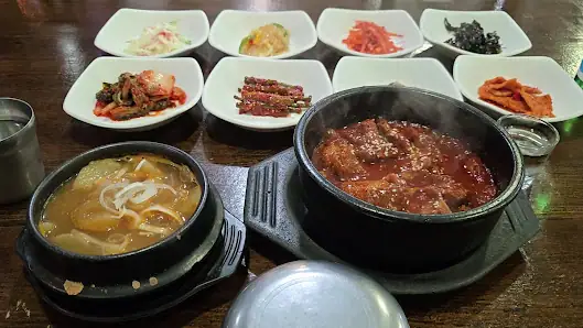 Kkomi Korean Restaurant