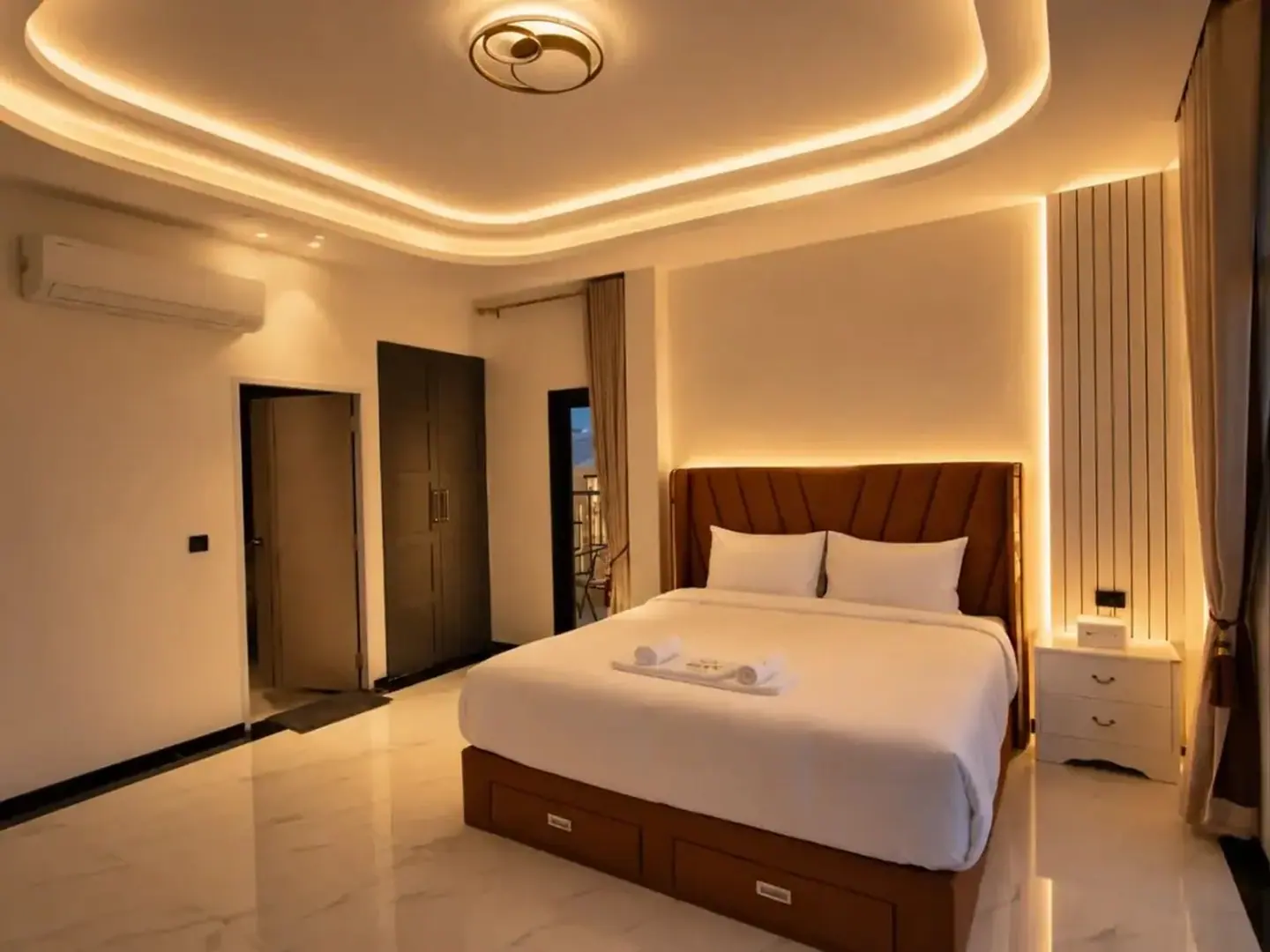 FLEX Pool Villa Pattaya 9