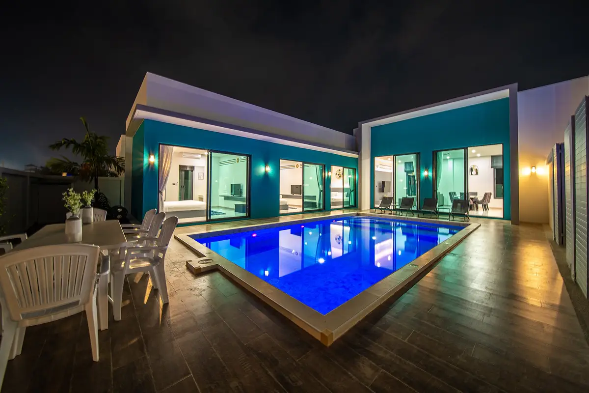 Infinity Pool Villa